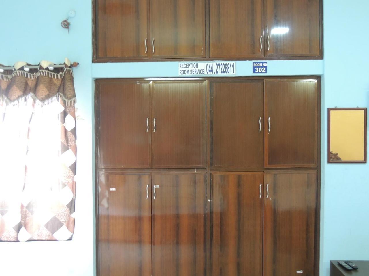 Radha Party Hall Kanchipuram Εξωτερικό φωτογραφία